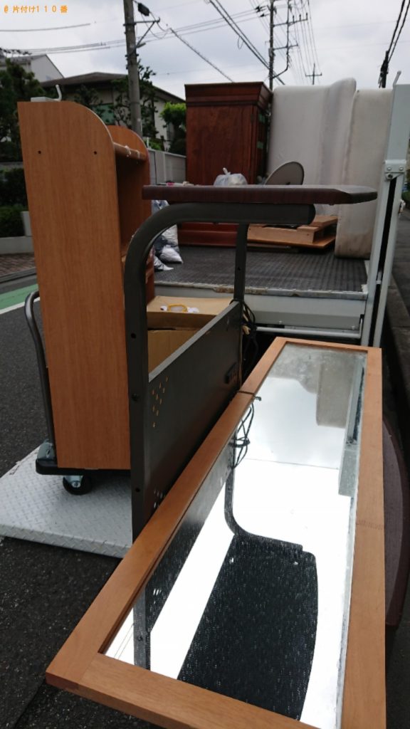 【狭山市】パソコン、PCデスク、学習机等の回収・処分