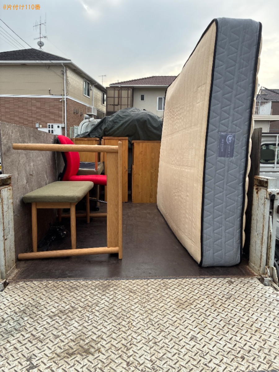 クイーンベッドマットレス、食器棚の回収・処分ご依頼　お客様の声